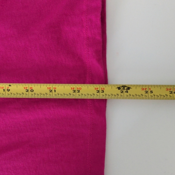 Fuchsia Ladies Top - Picture 6 of 6